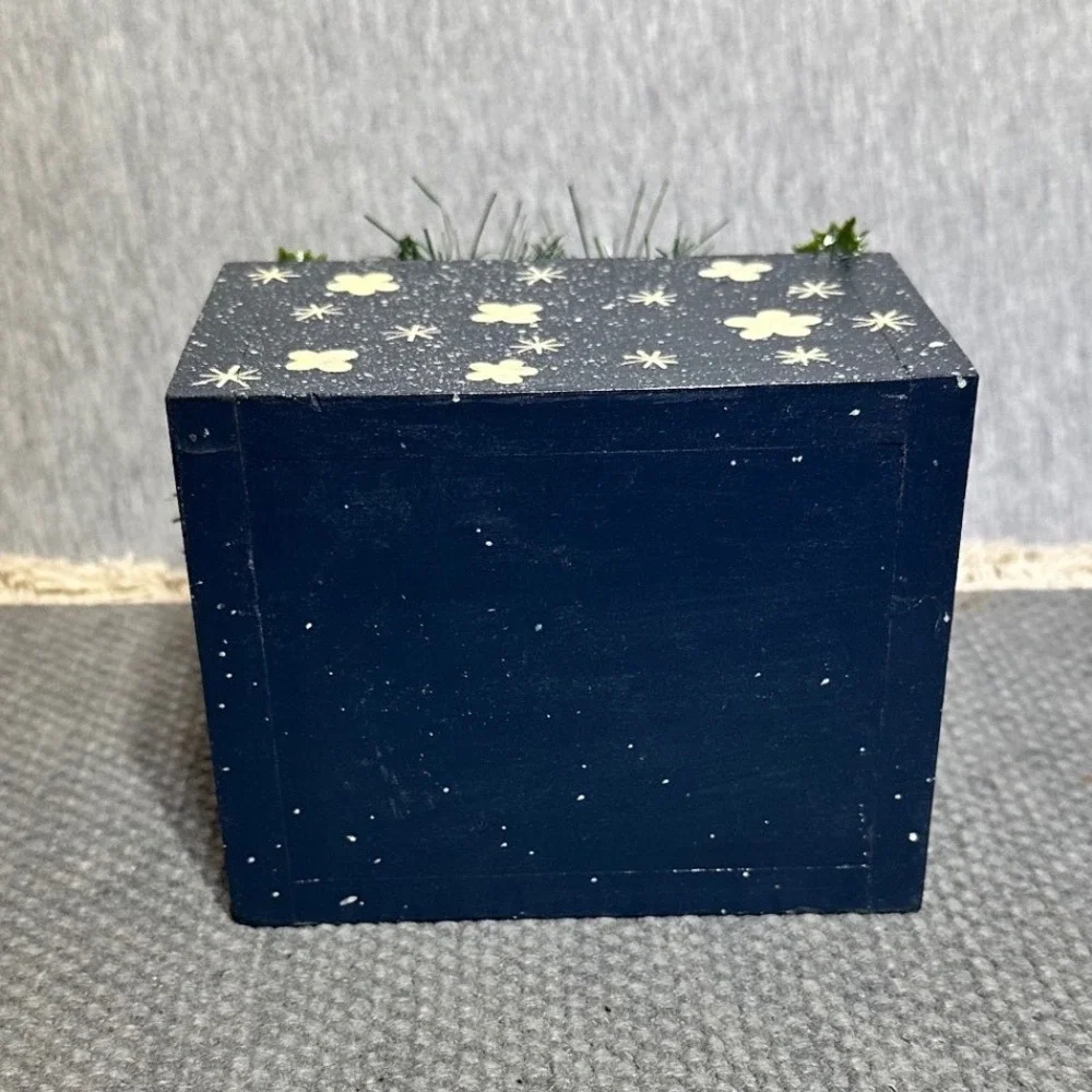 VTG Christmas Holiday Snowman Wooden Basket Centerpiece Navy Blue Hand Painted
